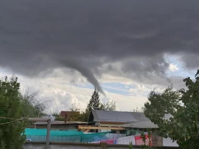 Ñuble: Registran gran tornado en San Nicolas que no logró tocar tierra