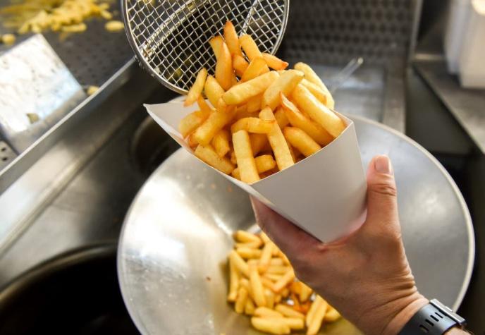 En Bélgica piden que se coman más papas fritas durante la crisis por coronavirus