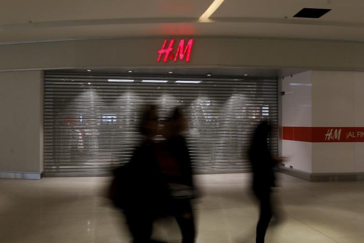 Sindicato de trabajadores de H&M lleva la firma a la justicia por ley de protección del empleo