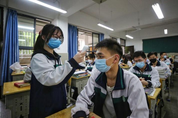 [FOTOS] Así fue el regreso a clases de estudiantes de Wuhan, ciudad china cuna del coronavirus