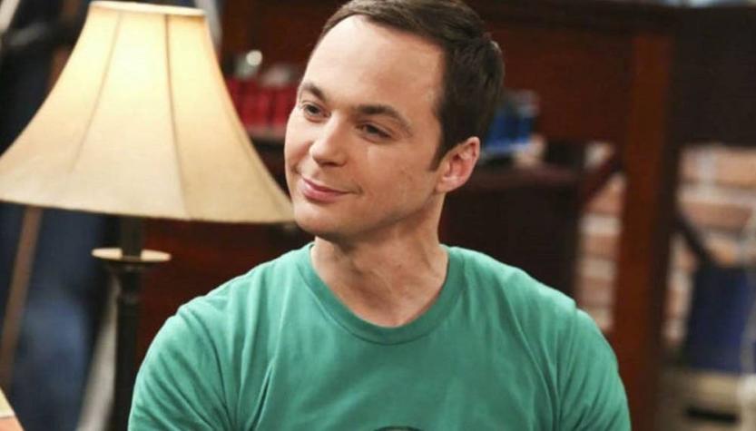 Jim Parsons dejó atrás a Sheldon de 'The Big Bang Theory' con radical cambio de look