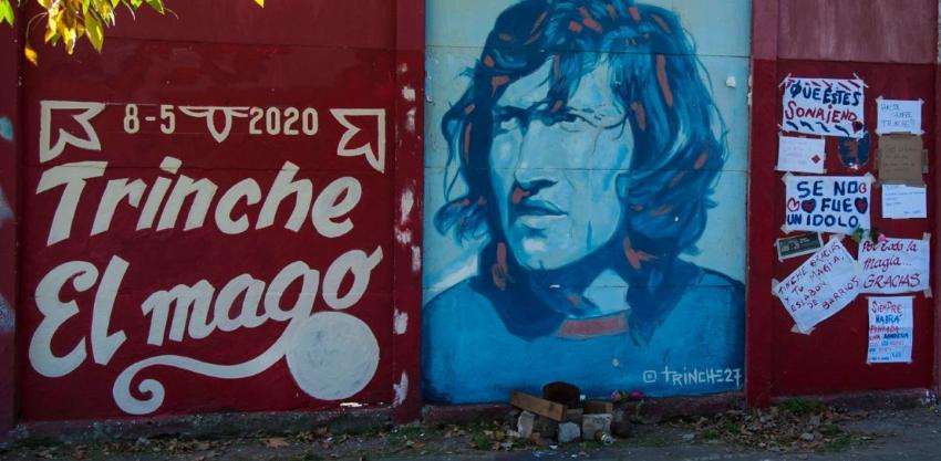 Así jugaba el "Trinche" Carlovich, la leyenda del fútbol argentino que murió tras ser asaltado
