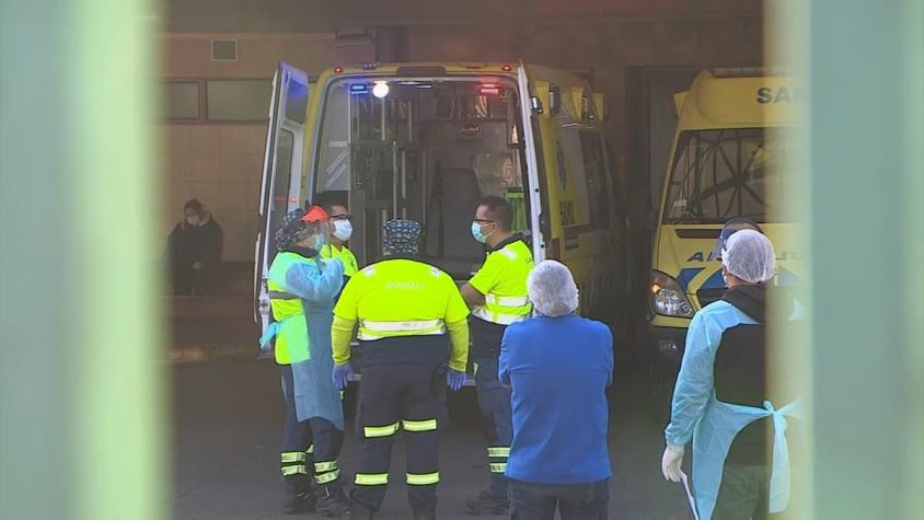 [VIDEO] Saturación de urgencias por COVID-19: Pacientes esperan en ambulancias en Hospital San José