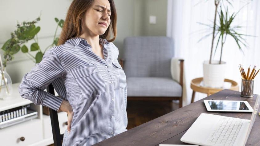 Cuarentena por coronavirus: Consejos para combatir el dolor de espalda mientras trabajas desde casa