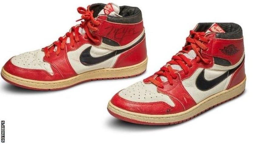 Michael Jordan: qué tienen de especial sus zapatillas que lograron un récord de subasta