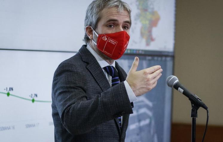 Blumel reconoce dificultades en fiscalización de hechos de violencia durante cuarentena