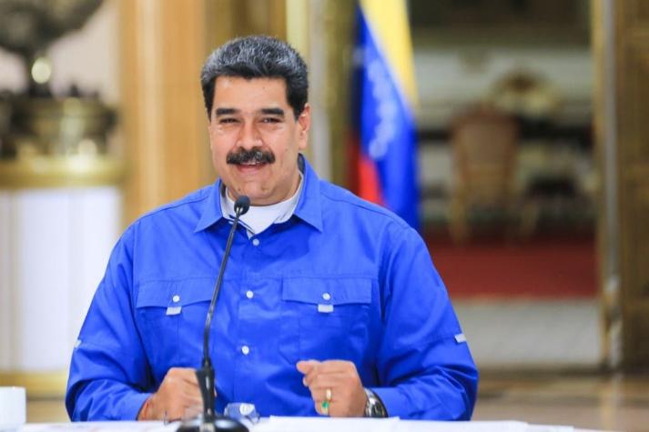 Maduro promete visitar "pronto" Irán para "agradecer" buques con gasolina