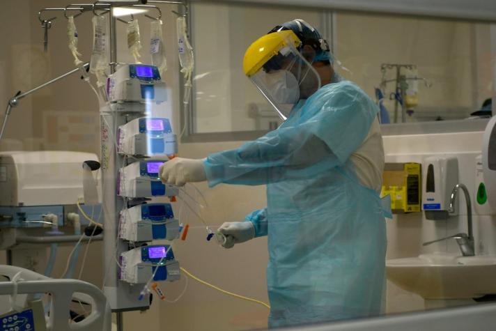 Tras 16 días intubados: matrimonio de médicos con COVID-19 de Viña del Mar ya respira sin ventilador