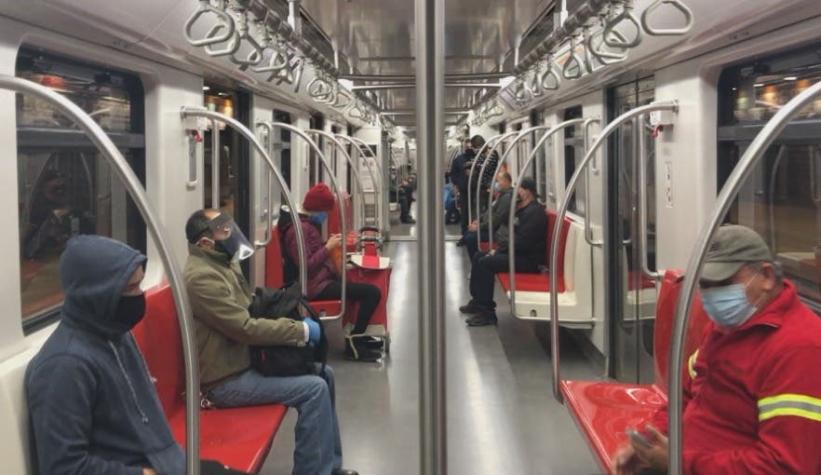[VIDEO] ¿Es seguro viajar en transporte público?: Así está la hora peak del Metro en la pandemia
