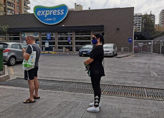 Líder adelanta el horario de cierre de más de 30 supermercados en Santiago