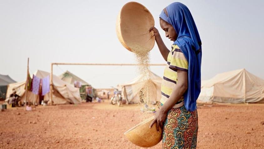 El leblouh, la práctica de obligar a niñas en zonas de África a comer para que encuentren marido