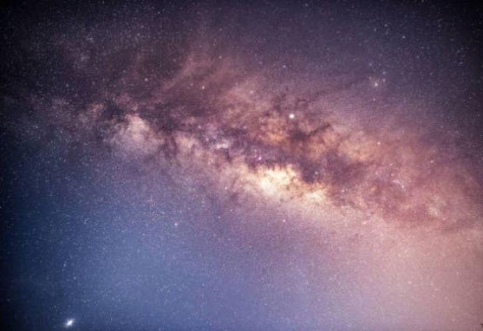 [VIDEO] La NASA revela imágenes de cómo luce el "cielo alienígena"