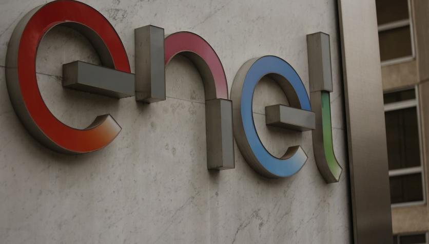Enel se enfrenta a SEC y defiende cierre de oficinas durante pandemia