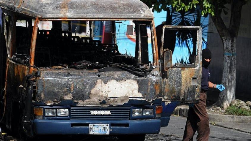 Cómo fue la masacre del microbús en Mejicanos, el ataque más sangriento de las maras de El Salvador