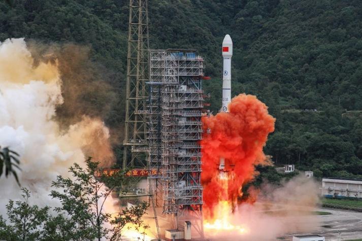 China lanza el último satélite de su sistema de geolocalización