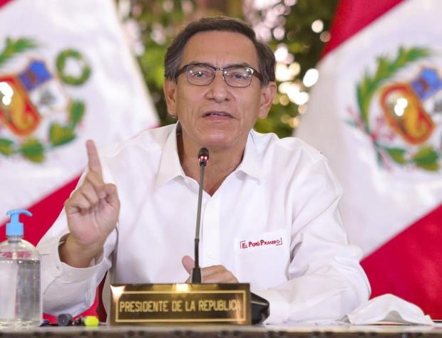 Presidente de Perú dice que expropiará las clínicas privadas si no acuerdan tarifas con el gobierno