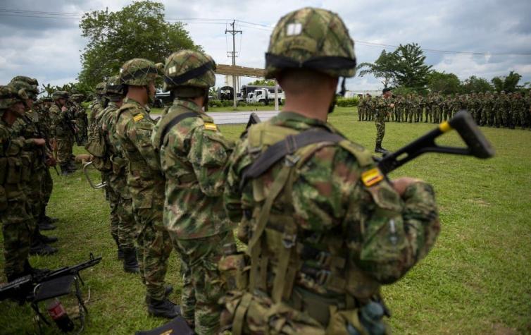 Violación de una niña indígena por un grupo de militares impacta a Colombia