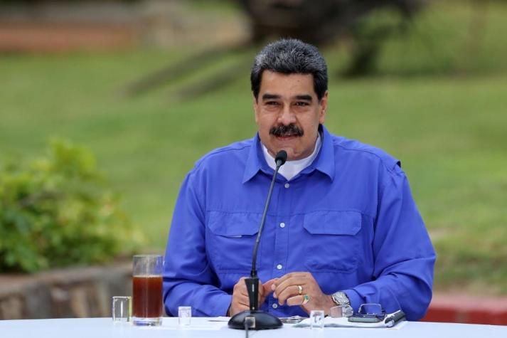 Maduro asegura estar dispuesto a someter su mandato a un referéndum en 2022