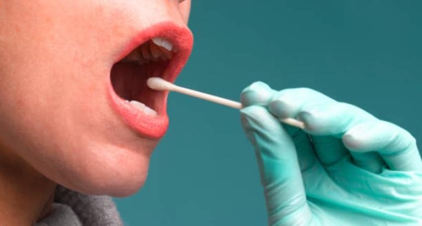 Minsal espera validaciones universitarias para hacer testeos de saliva para detectar COVID-19
