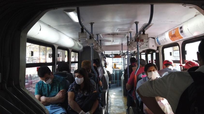 [VIDEO] Estudio U de Chile: Transporte público y sitios cerrados aumentan riesgo de contagio