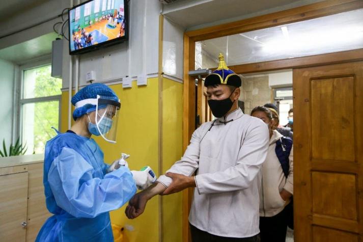 Mongolia decreta cuarentena y cierre de frontera con Rusia por brote de peste bubónica