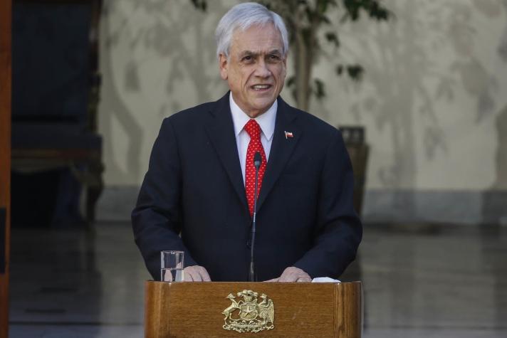 Piñera llama a "mejorar la calidad de la política" y "enfrentar unidos estos tiempos de adversidad"