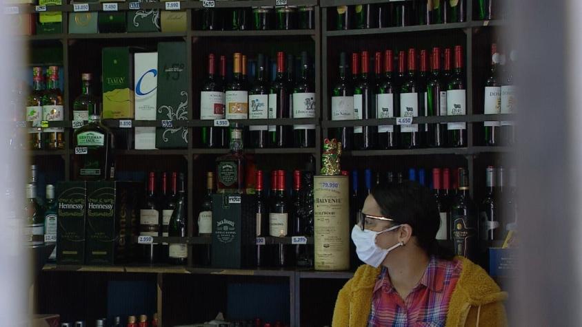 [VIDEO] Encuesta Senda: Chilenos beben menos alcohol desde la pandemia