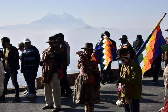 Marchan en Bolivia por retiro de dinero de fondos de pensiones
