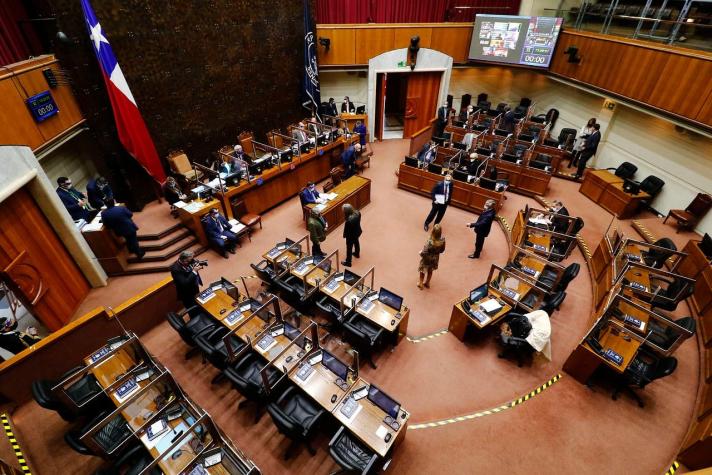 Senadores votarán veto presidencial a proyecto que suspende corte de servicios básicos