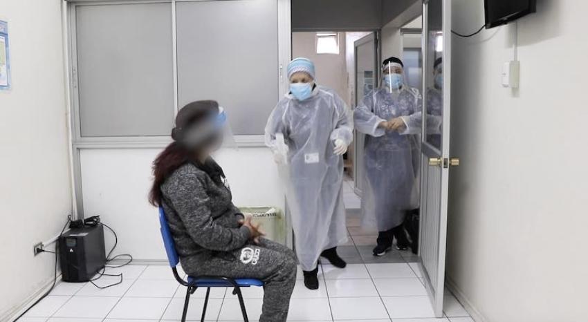 Testean con exámenes PCR a toda la cárcel de mujeres de San Joaquín