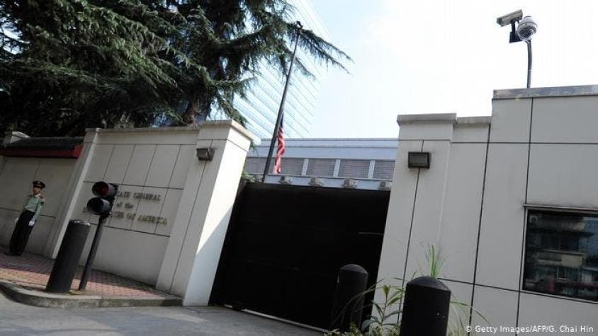 China toma posesión de consulado de Estados Unidos en Chengdu
