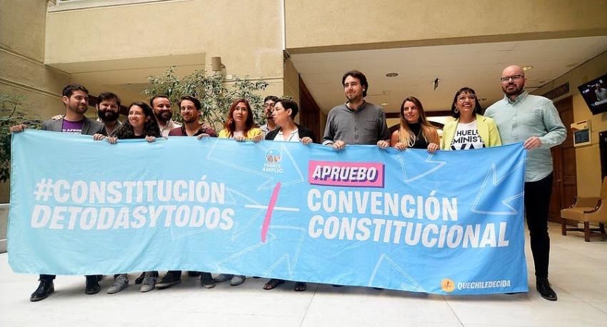 Beatriz Sánchez asume la coordinación de la campaña por el "apruebo" del Frente Amplio