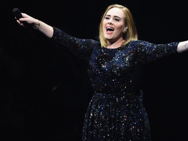 El irreconocible look con que Adele sorprende a sus fans en Instagram