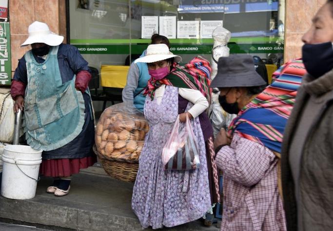 Policía de Bolivia recogió más de 3 mil cadáveres de casas y calles desde abril por la pandemia