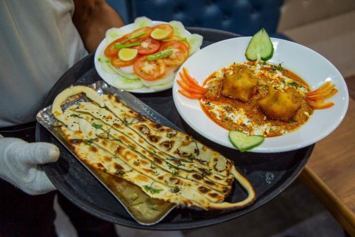 "COVID curry": la apuesta de un restaurante para encantar a sus clientes