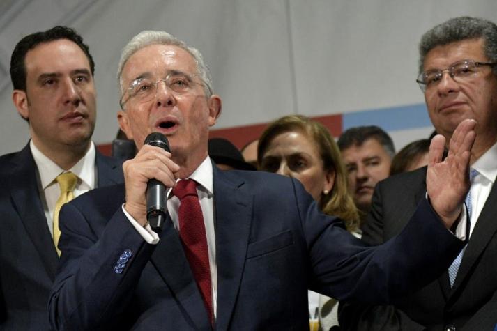 Corte Suprema de Justicia ordena detención del expresidente Álvaro Uribe