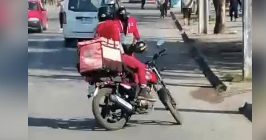 [VIDEO] Intensa balacera en La Pintana tras robo de moto a repartidor de comida