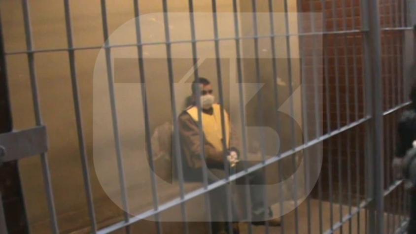 Las primeras imágenes de Hugo Bustamante en la cárcel de Alta Seguridad de Santiago