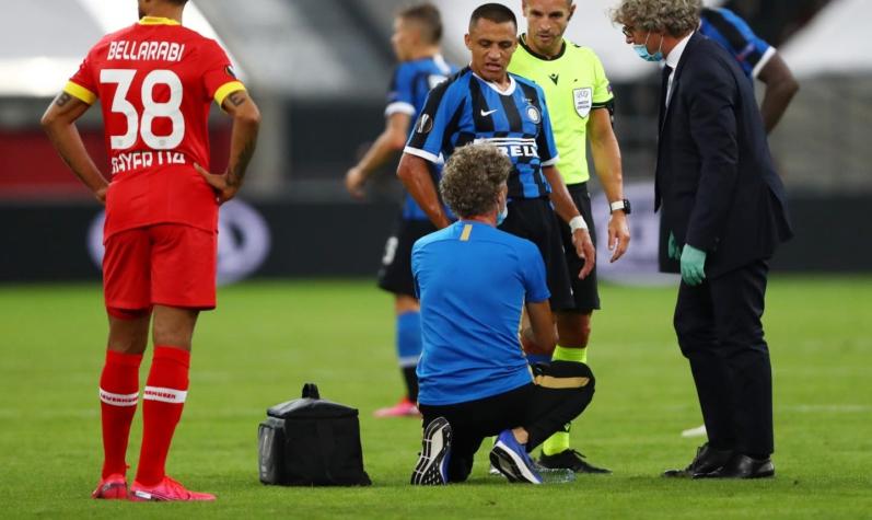 Inter de Milán informa un "resentimiento muscular" tras lesión de Alexis en la Europa League