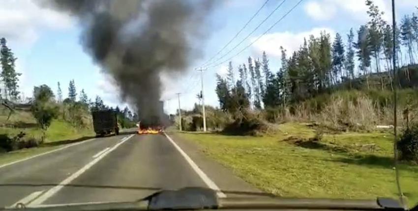 Ataque incendiario afecta a un camión repartidor en la provincia de Arauco