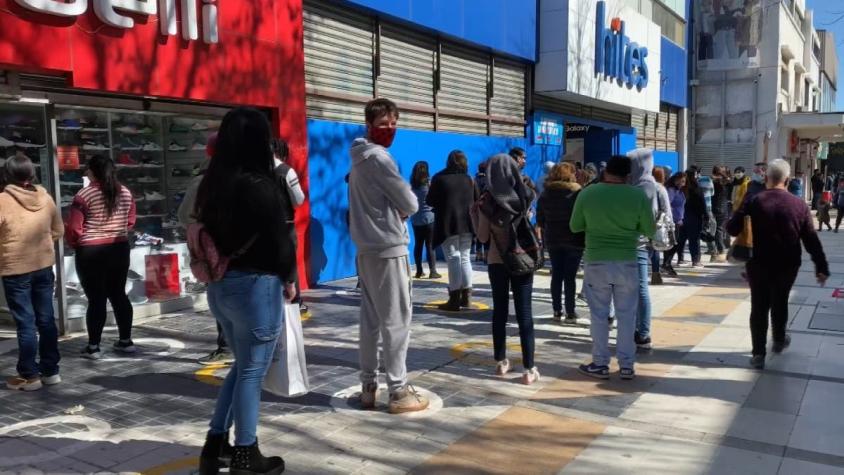 [VIDEO] "Navidad chica" en Melipilla y Rancagua: Salida en masa a las calles preocupa a autoridades