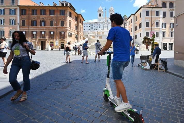 Tribunal de Italia dice que es “obligación” que jóvenes se independicen de sus padres tras estudios