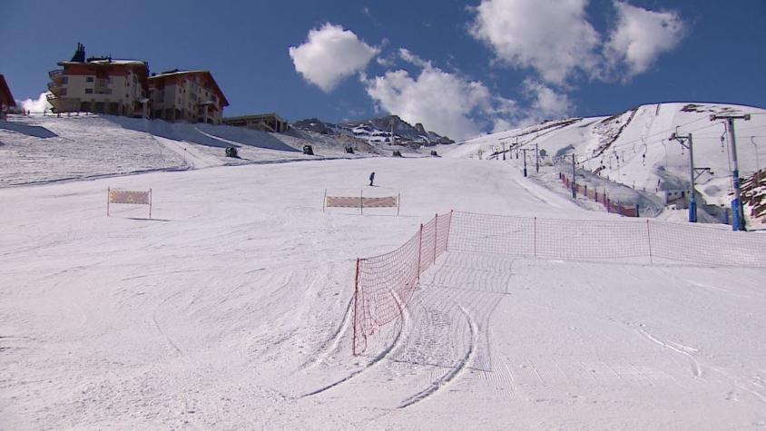 [VIDEO] Centros de esquí abren sus puertas por el día