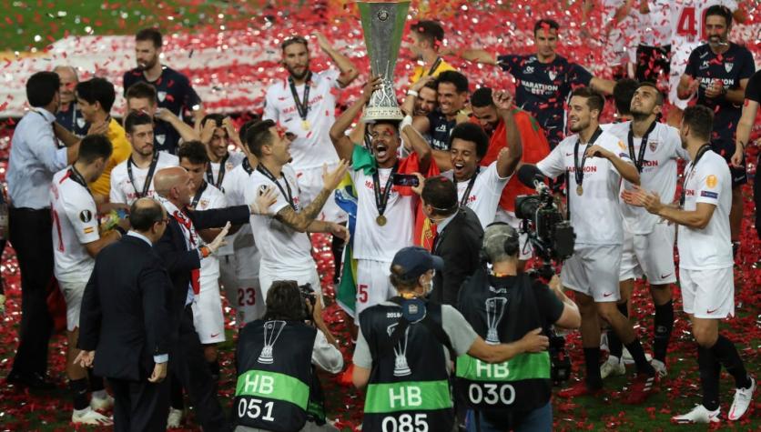 Alexis se queda sin la copa: Sevilla vence al Inter y se corona campeón de la Europa League