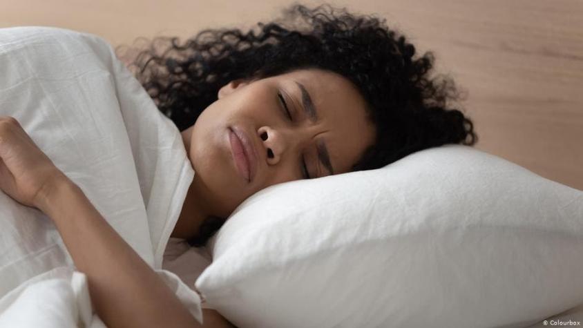 Estudio sostiene que el confinamiento por COVID-19 no deja dormir bien