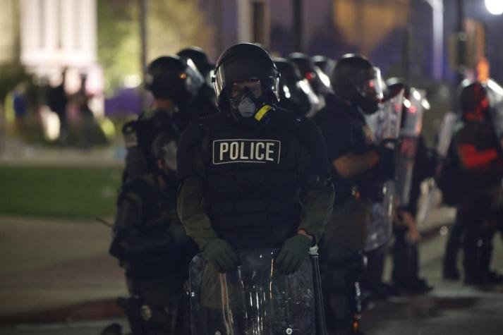 [FOTOS] EEUU: Crece la tensión y la rabia por nuevo caso de agresión racial por parte de la policía