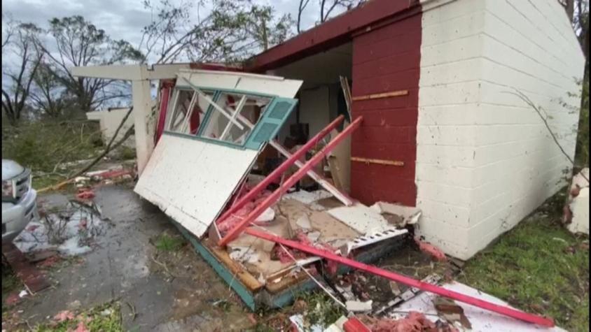 [VIDEO] El devastador paso del huracán "Laura": muertes, inundaciones y graves daños