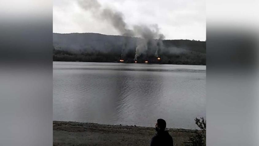 Contulmo: Cuatro cabañas fueron incendiadas lago Lanalhue
