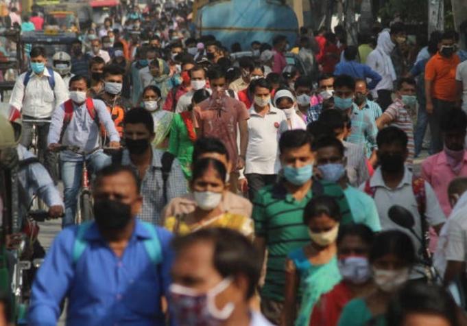 India anuncia 78.761 nuevos casos de coronavirus en 24 horas, un récord mundial