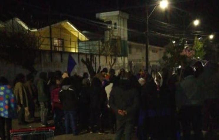 Familiares acusan "exceso de violencia" en trasladado de presos mapuche a hospital de Los Angeles